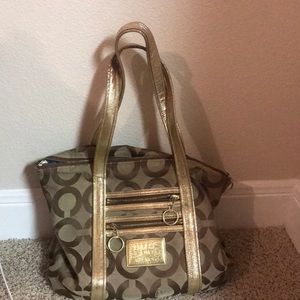 Coach poppy purse